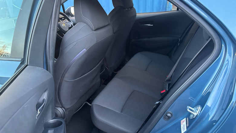 Toyota Corolla 1.8 VVT-i Hybrid Icon Tech 5dr CVT Hybrid Hatchback